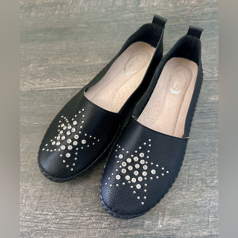 New Italina Leather Rhinestone Star Comfort Flats Slip Ons Slides Size 8